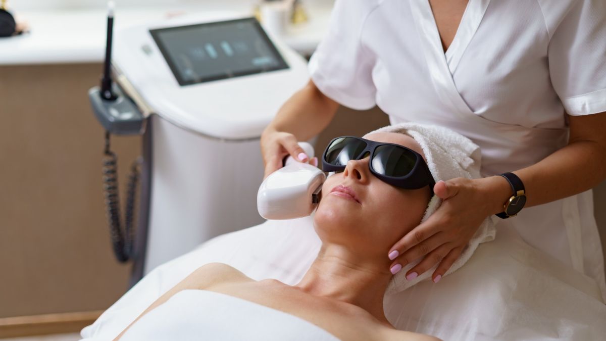 Urutan Skincare Pasca Pico Laser agar Flek Hitam Tidak Menghitam Lagi