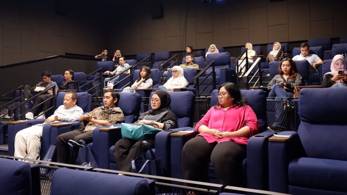 Ketika Nonton Film Bareng Jadi Cara Baru Membangun Kedekatan di Dunia Kerja