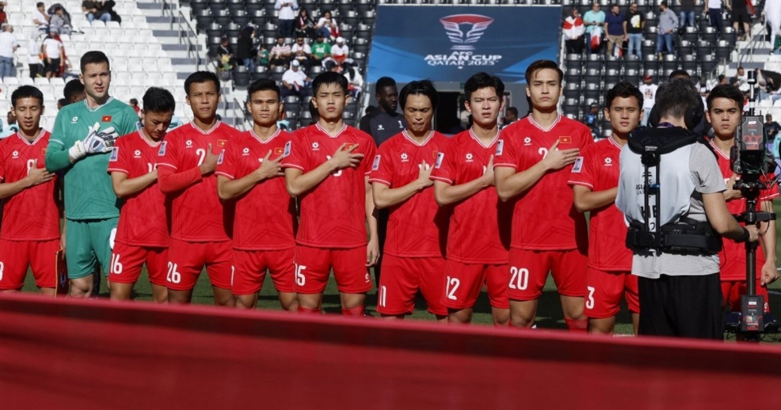 Jelang Hadapi Timnas Indonesia, Para Pemain Vietnam Diingatkan  Mengerikannya Stadion Utama GBK