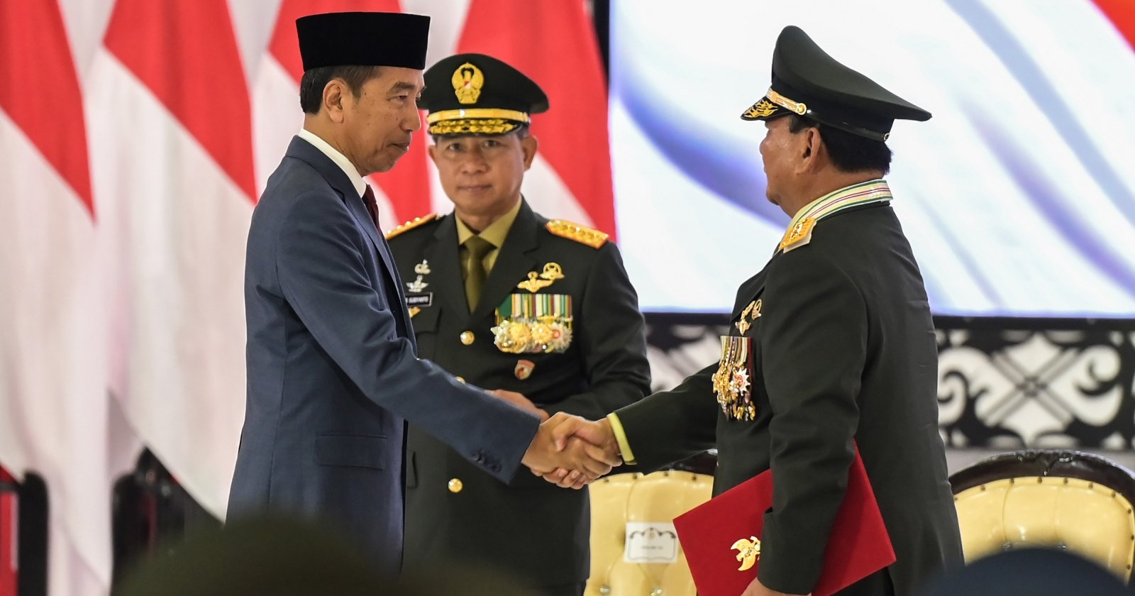 Sutradara Dirty Vote Sindir Bintang Empat Prabowo dari Jokowi: Titip IKN,  Batu Bara Sampai Anakku!