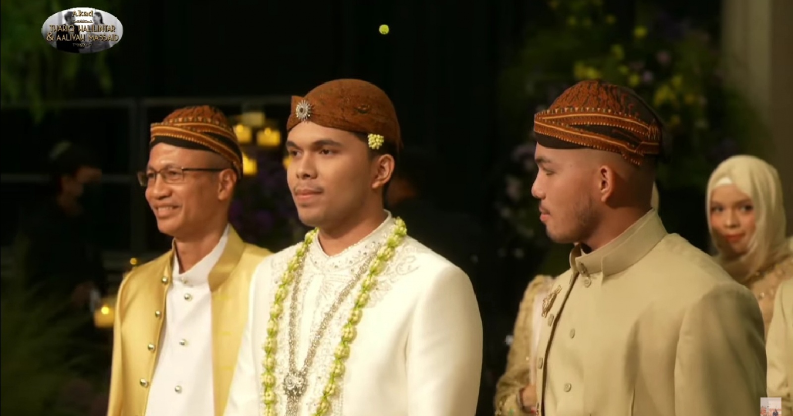 Gayrioddiy joylarda jinsiy aloqada josuslik qiling Gayrioddiy joylarda jinsiy aloqada josuslik qiling