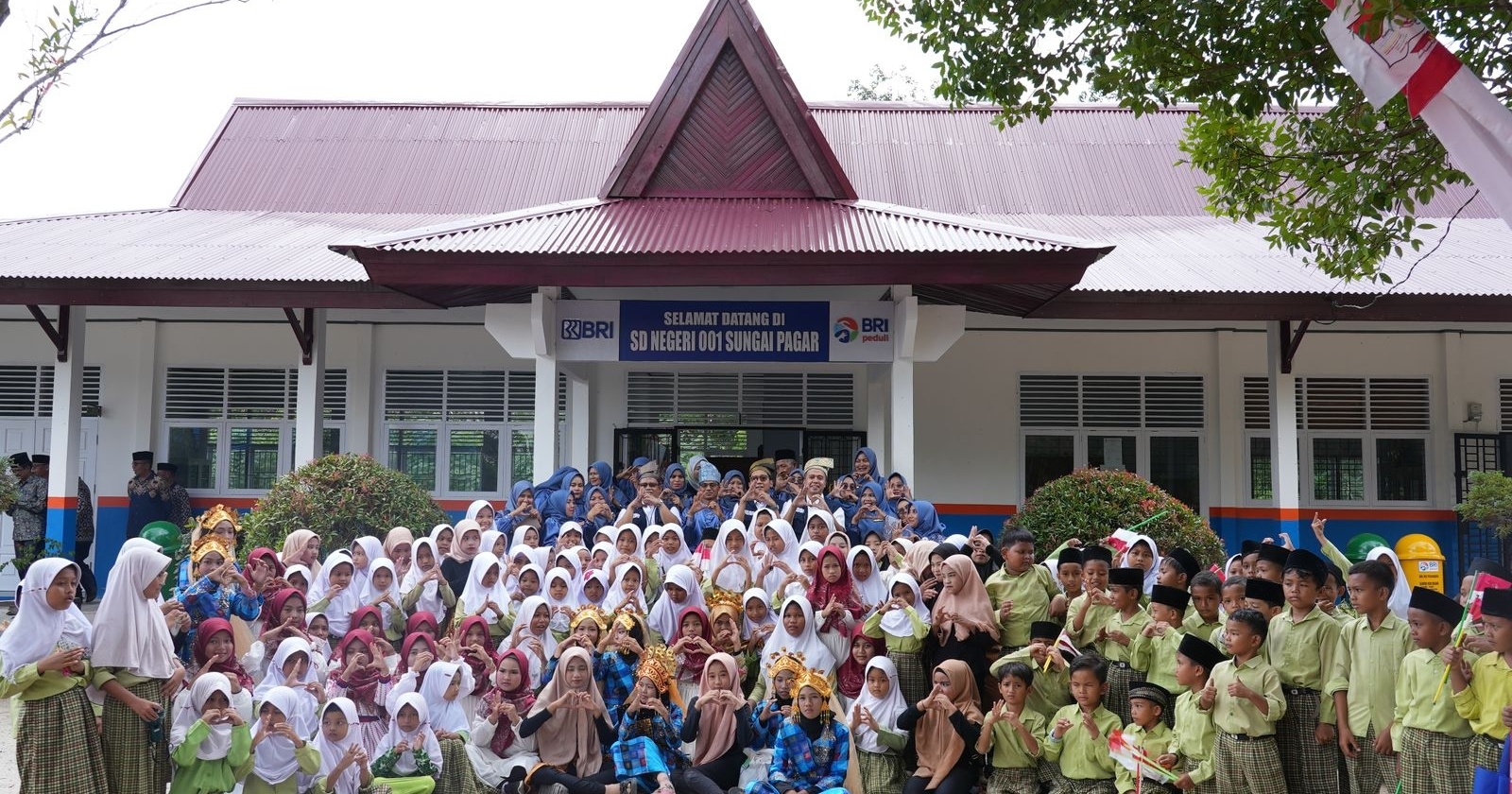 'BRI Peduli Ini Sekolahku' Renovasi SDN 001 Sungai Pagar, Wujudkan Mimpi Anak-anak Belajar dengan Tenang