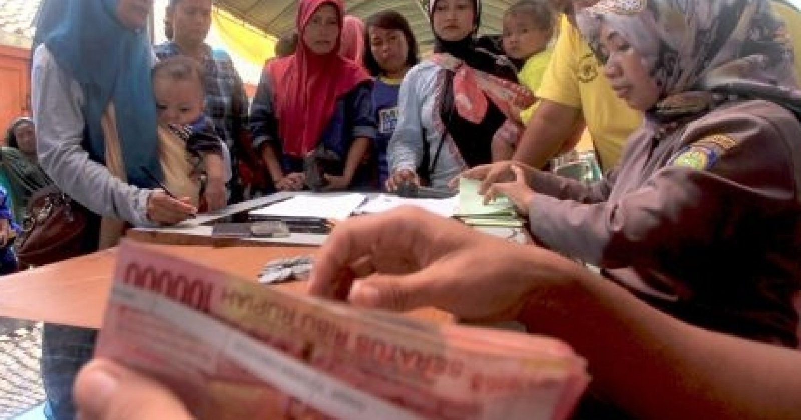 BRI Dukung Penyaluran Bansos PKH Tahap Pertama ke 9.103 Keluarga di Kupang