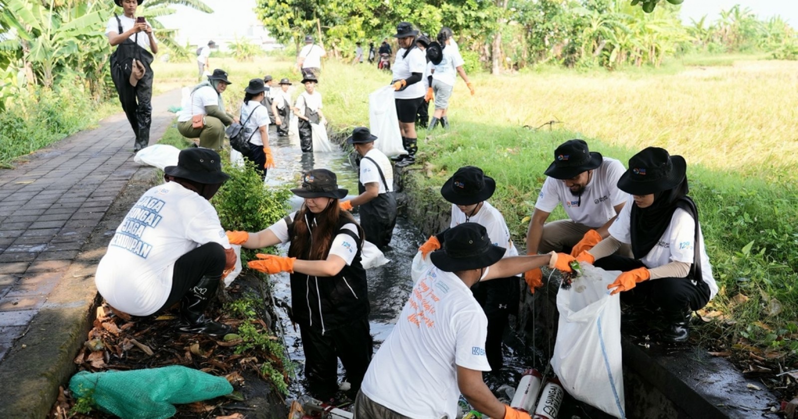 Dari Bali hingga Nusantara, Aksi Bersih Sungai BRI Peduli untuk Indonesia Lestari