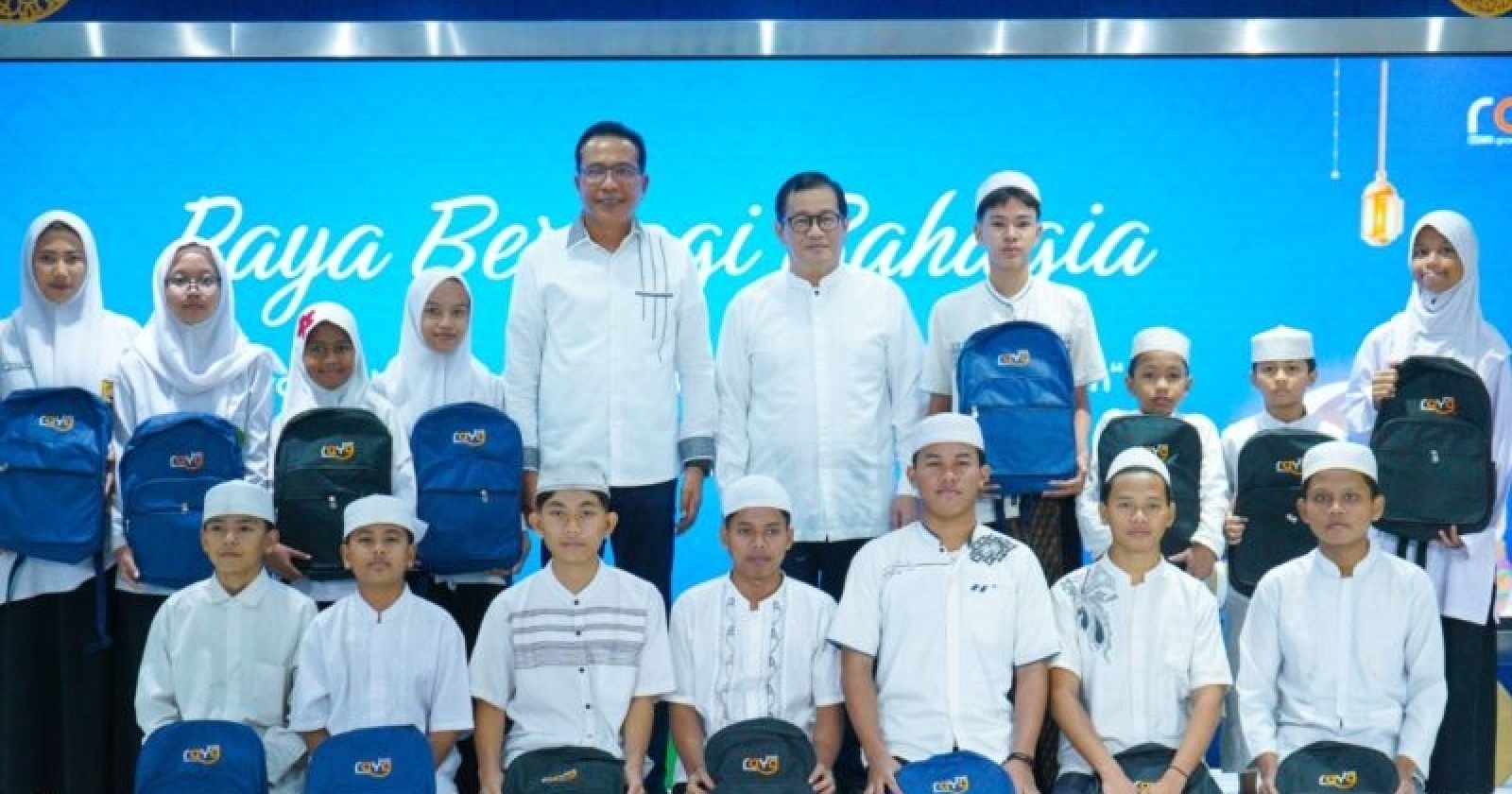 Bank Raya Salurkan Sembako ke 11 Kota Melalui Program Berbagi Bahagia BRI Group