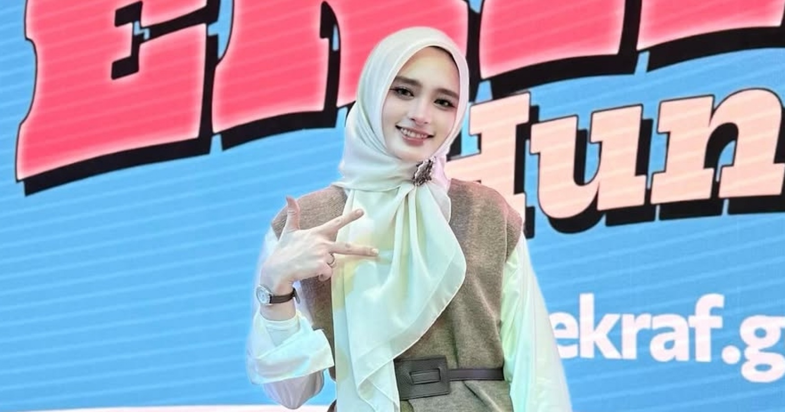 Jinsiy aloqa va Kama Sutra Mening sikim porno tomosha qilishda qattiqlashishni toxtatdi.