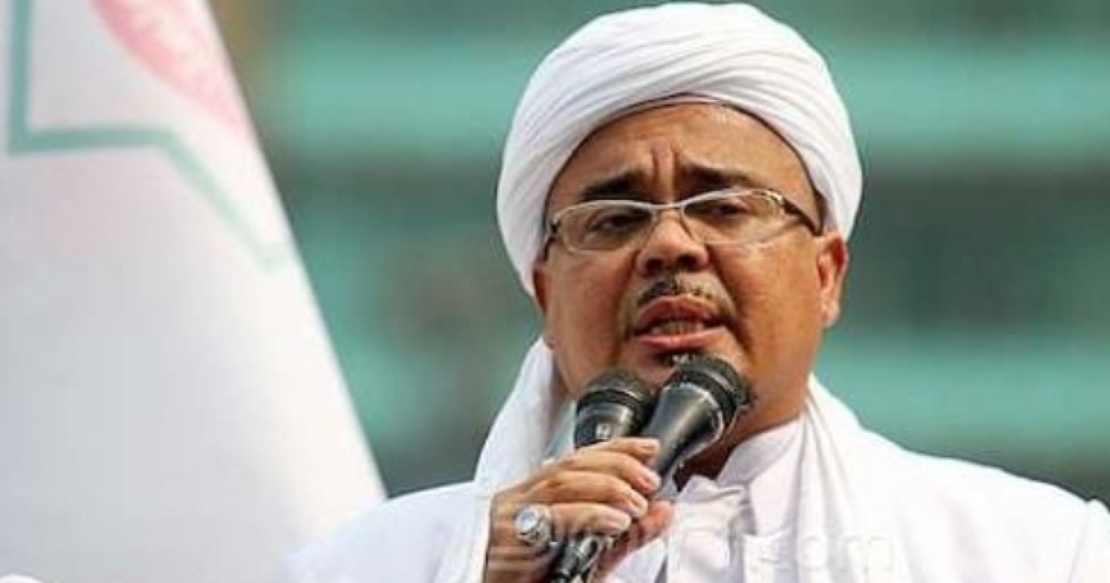 Kaget Ada 5 Truk Preman Bersenjata Bambu saat 27 Agustus, Habib Rizieq Minta Pimpinannya Ditangkap