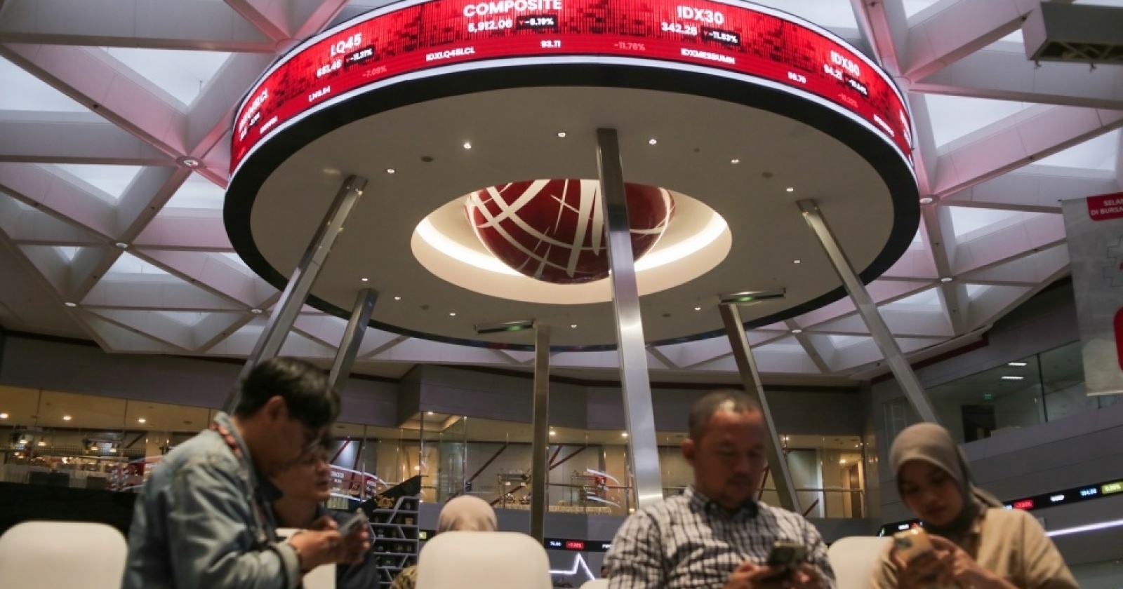 Investor Asing Masih Kabur, Net Sell Tembus Rp72,98 Triliun Sepanjang 2026