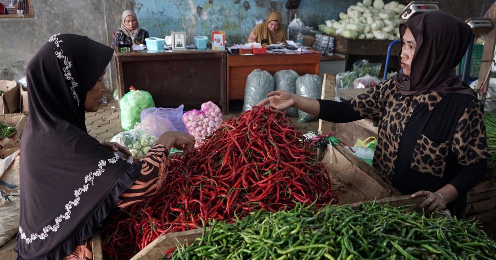 Harga Cabai Keriting Meledak, Tembus Rp120 Ribu/Kg