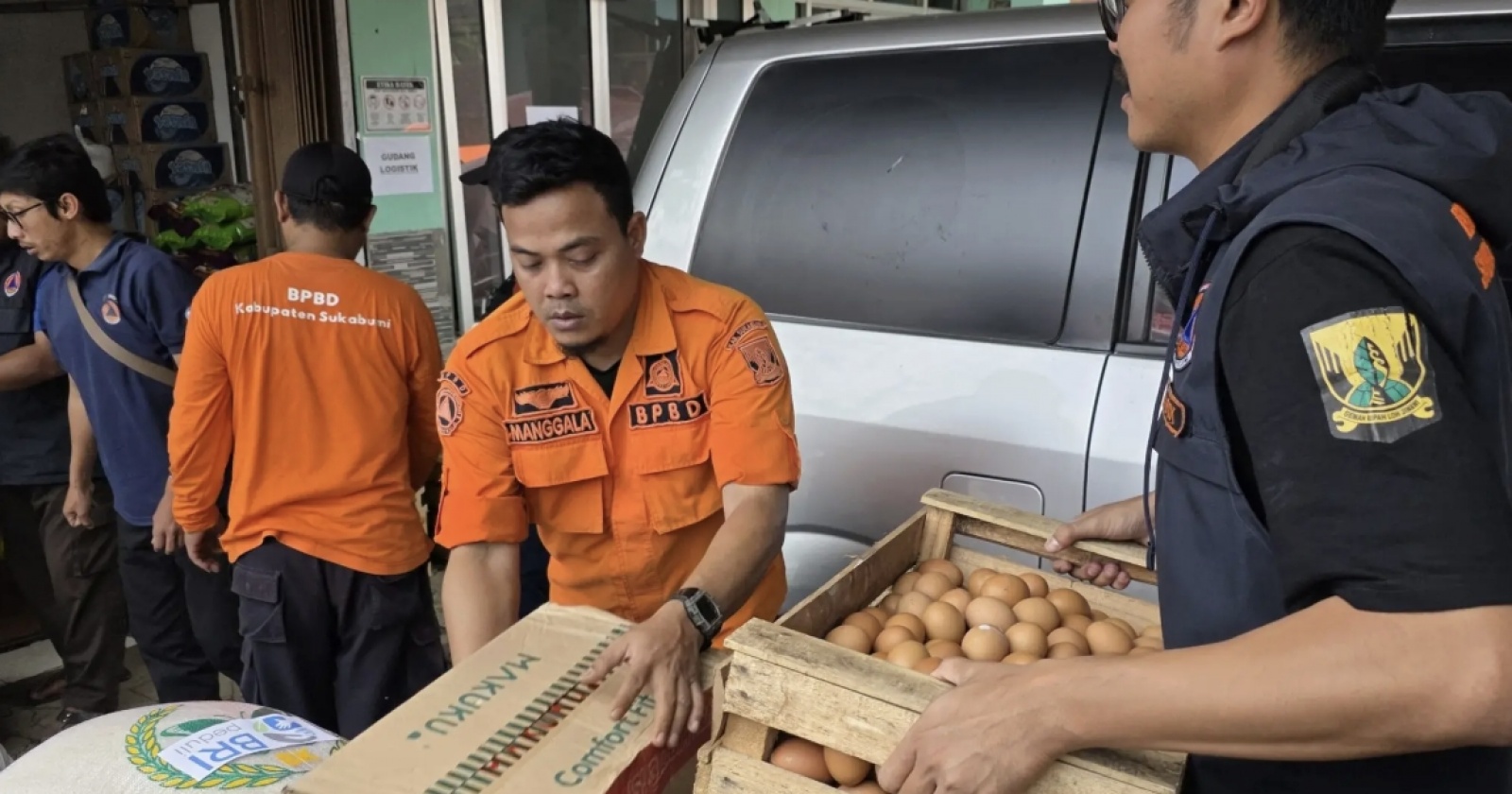 BRI Salurkan Bantuan Sembako Tahap Lanjutan untuk Korban Pergerakan Tanah di Sukabumi