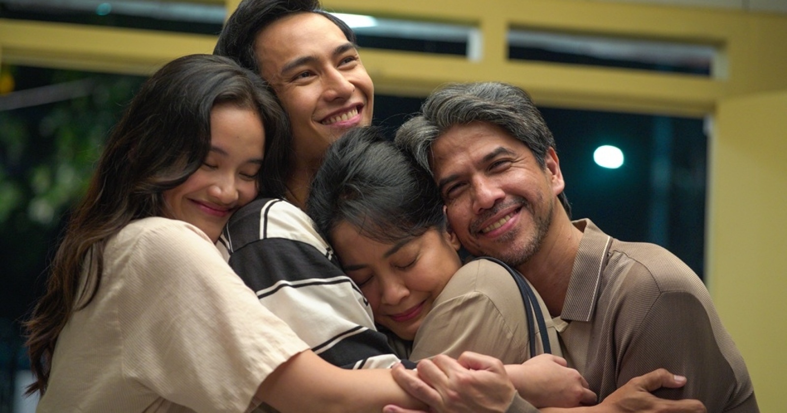 Soundtrack Film Tunggu Aku Sukses Nanti Jadi Sorotan, dari Perunggu hingga  Hindia ft. RAN