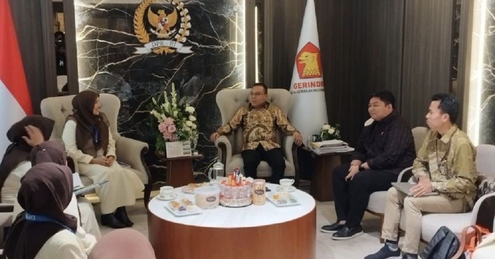 Guru TK Se-Indonesia Ngadu ke Dasco, Minta Diangkat Jadi PPPK