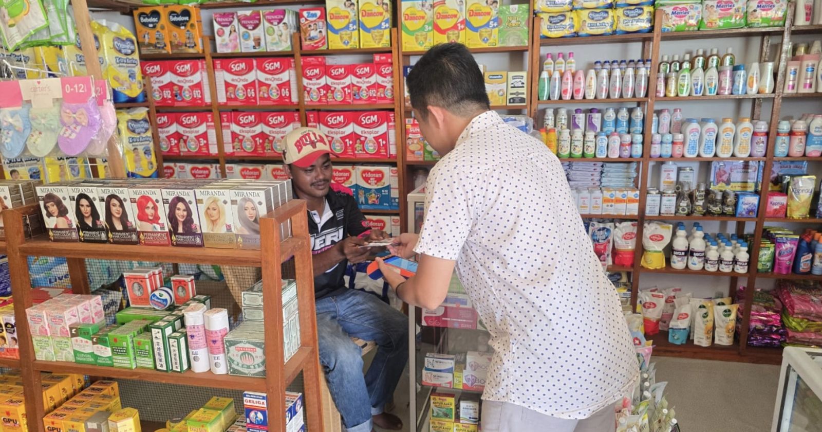 Saat Layanan Perbankan BRI Menembus Batas Geografis Perairan Riau