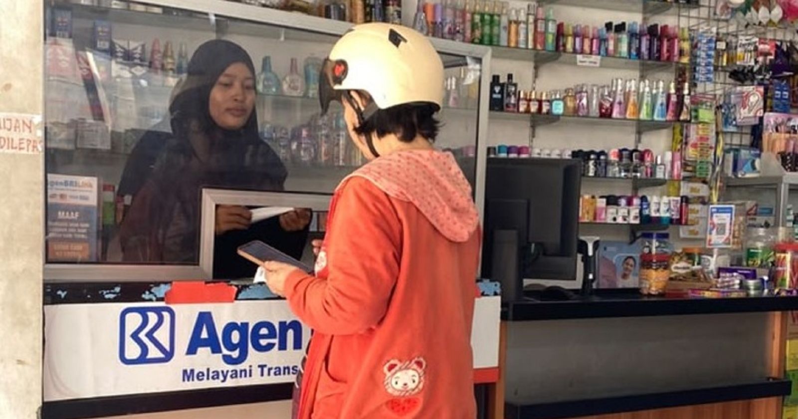 Dari Toko Sembako Jadi Agen BRILink, Kisah Sri Asih Bantu Permudah Transaksi Warga Kutoarjo