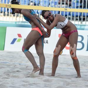 Aksi Panas Voli Pantai Putri Asian Games