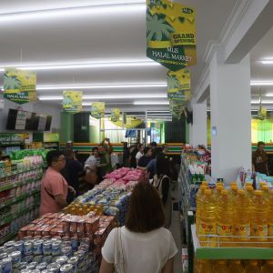 buka mus halal convenience store mis