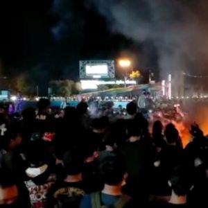 Sengketa Lahan Bertahun-tahun, Warga Banjarsari Bermalam di Kantor Bupati Lahat