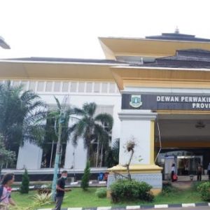 DPRD Banten Soroti Tukin Kepala Sekolah SMA dan SMK Rp14,5 Juta, Minta Dievaluasi