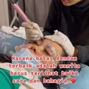 Pernikahan 2 Dekade Wanita ini Kandas, Respon Iparnya Bagai Bidadari (TikTok/Tikasartika1717)