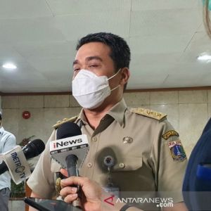 Tinggi Badan Mencapai 215 16 Cm Rumeysa Gelgi Jadi Wanita Tertinggi Di Dunia<script async src=