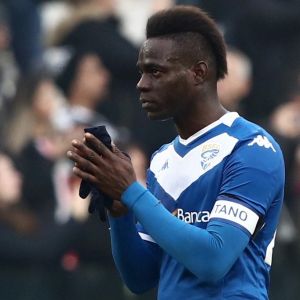 Kronologi Mantan Tunangan Mario Balotelli Disekap Dan Diikat Perampok Bersenjata<script async src=