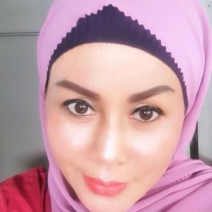 Potret Terbaru Mak Vera Mantan Manajer Olga Syahputra (instagram/@makverazanobia)