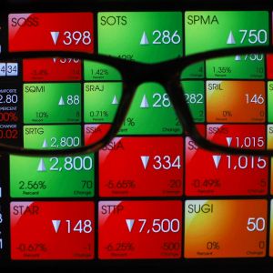 IHSG Tembus 6.100, BRPT hingga RAJA Lagi Moncer