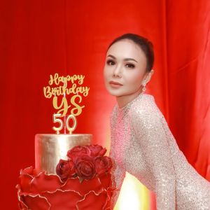 Perayaan ulang tahun ke-50 Yuni Shara [Instagram/@yunishara36]