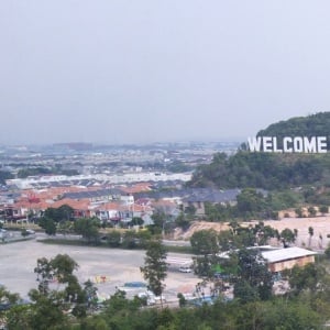 UMR Tinggi, Tapi Kenapa Hidup Tetap Terasa Berat? Catatan Perantau di Batam