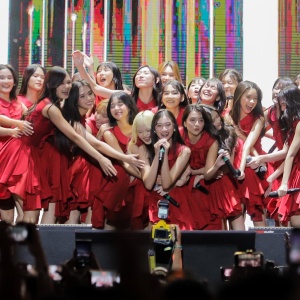 Boyong Semua Member,  JKT48 Hibur Penonton di Panggung Pestapora 2023