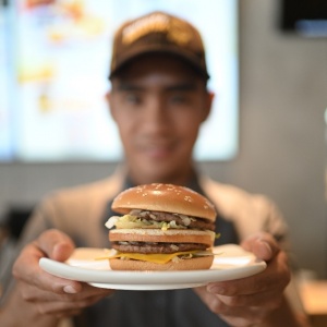 Menu Burger di McD (Instagram)