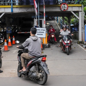 Warga Jakarta Boleh Tolak Bayar Parkir jika Izin Operator Kedaluwarsa