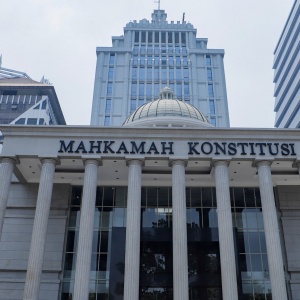 Masa Jabatan Kapolri Digugat ke MK, Mahasiswa UIN Jakarta Cium Aroma Intervensi Politik