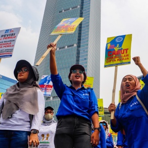 Ribuan Buruh Gelar Aksi Peringati May Day di Jakarta