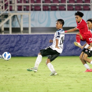 Foto-foto Timnas Indonesia U-16 vs SKO Ragunan: Aksi Garuda Muda di Stadion Manahan