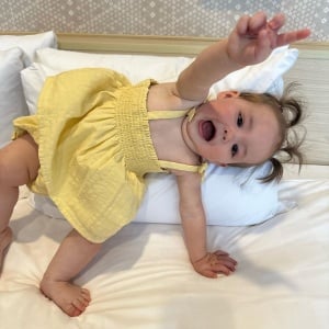 Netizen Siap Ikut Jagain, Ini 10 Potret Baby Kamari Sky Wassink Anak ...