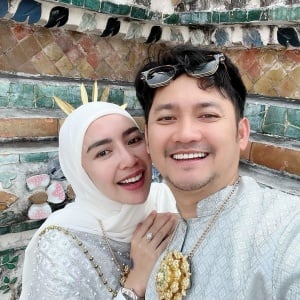 Potret Angga Wijaya Ajak Istri Babymoon. (Instagram/anggawijaya88)