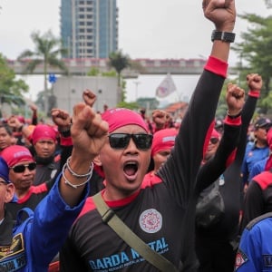 Demo di Kemnaker, Buruh Minta Permenaker Baru Soal Upah Sesuai Putusan MK