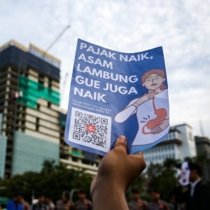 Mahasiswa Demo di Patung Kuda Tolak Kenaikan PPN 12 Persen