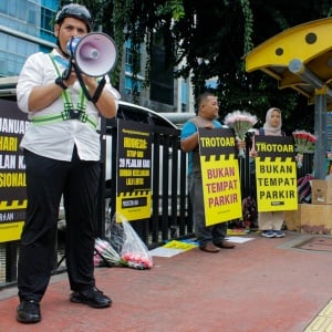 Peringatan Hari Pejalan Kaki Nasional di Jakarta