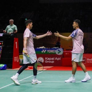 Tumbangkan Wakil China, Fajar/Rian Melenggang ke Semifinal