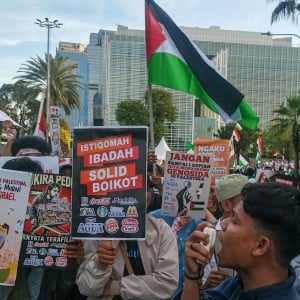 Ratusan Massa Bela Palestina Demo di Kedubes AS