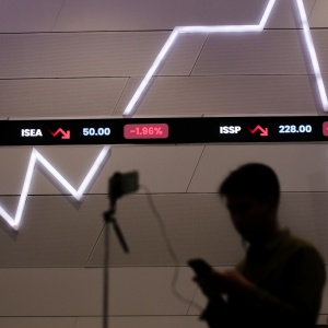 IHSG Anjlok Usai Kenaikan BI-Rate, Pengamat Ungkap Peluang Technical Rebound