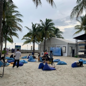 Sore di Pantai, Berburu Produk Lokal hingga Menikmati Musik di WKND Market PIK2
