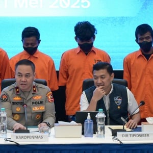 Tampang Para Pelaku Kasus Grup Fantasi Sedarah
