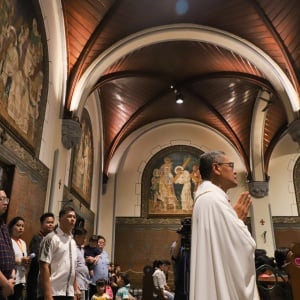 Umat Katolik Rayakan Kenaikan Isa Almasih di Gereja Katedral Jakarta