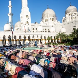 Pelaksanaan Salat Idul Adha di Berbagai Daerah Indonesia