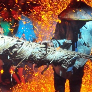 Melihat Tradisi Perang Obor di Jepara