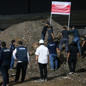 Dua Pabrik Besi di Serang Disegel, Diduga Sumber Pencemaran Udara di Jakarta