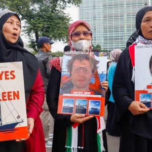 Aksi Solidaritas untuk Kapal Madleen di Kedubes AS